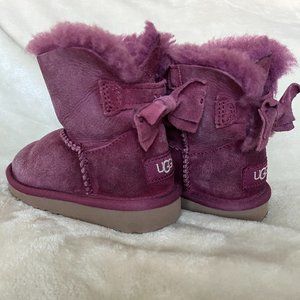 UGG Girls Toddler Size 10 Purple Boots Bow S/N 1013274T